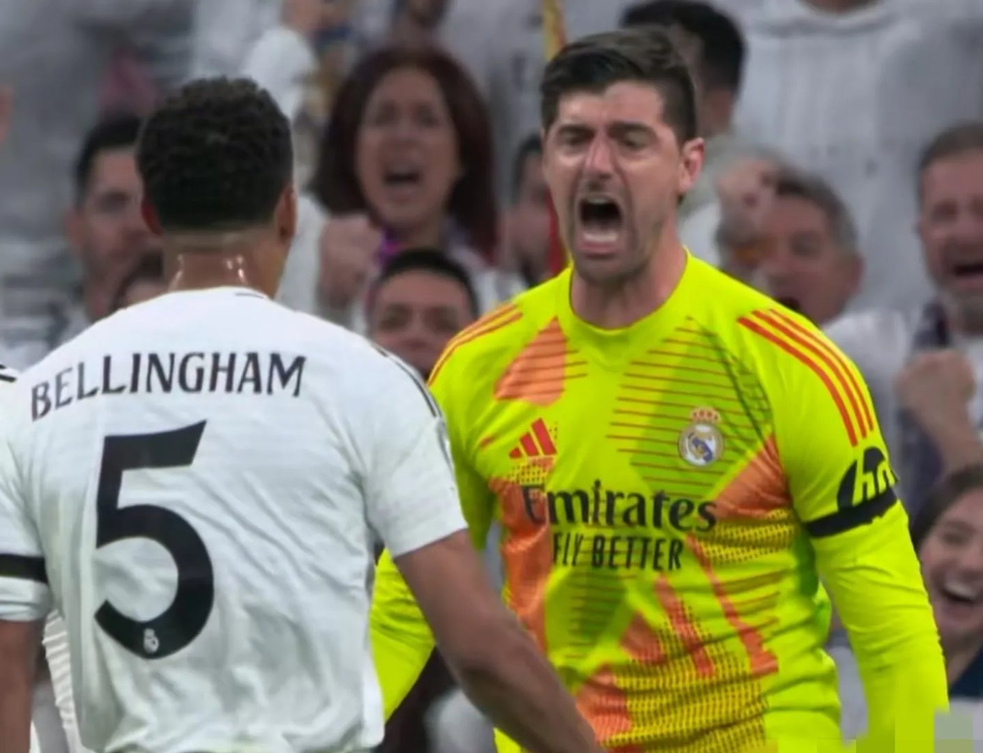 开云登录入口-比赛局势复杂引发热议！，纳达尔在阿森纳比赛中持续失利观众掌声雷动(纳达尔有几届法网失利)